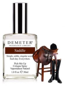 En parfym version av begagnad sadel doft- Om du gillar ridning eller bara fantiserar om det kommer du att älska den här doften!